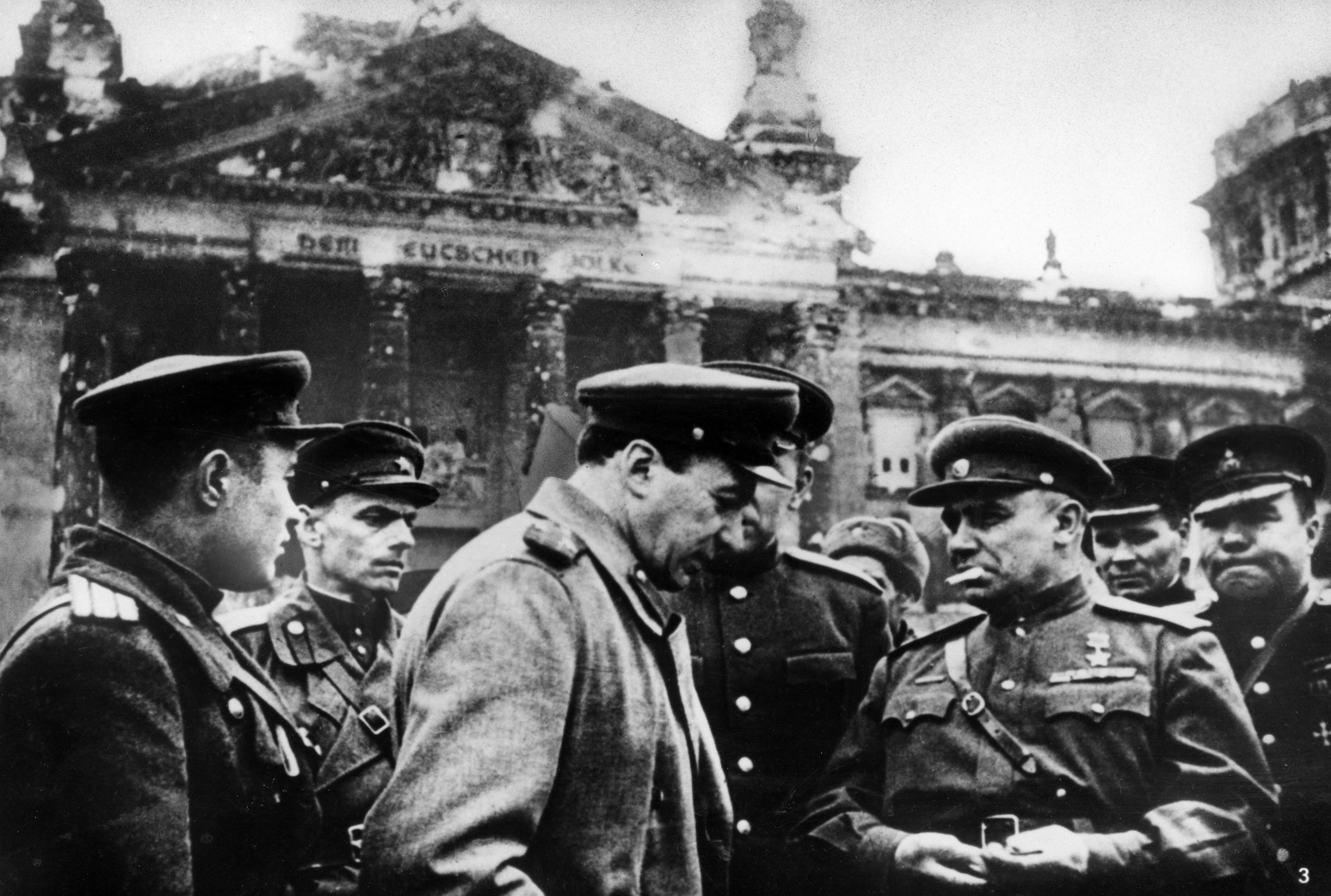 Das Jahr 1945 - Eintritt Frei 