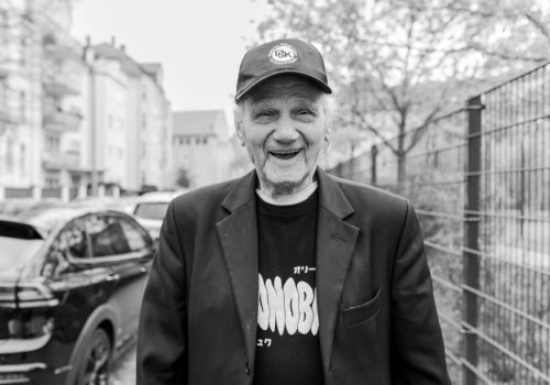 ANDREI WIRD 100 - Filmabend mit Ausstellung & Empfang