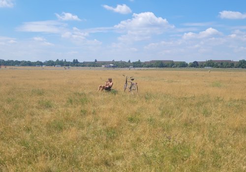 FELDLIEBE - Eine Liebe, die ewig hält: Das Tempelhofer Feld
