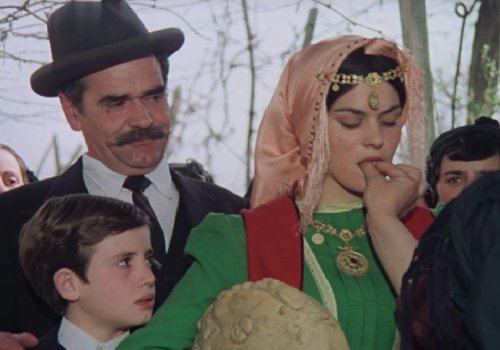 Fly Like An Eagle: Përrallë nga e Kaluara [Tale from the Past]