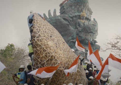 Scultping the Giant