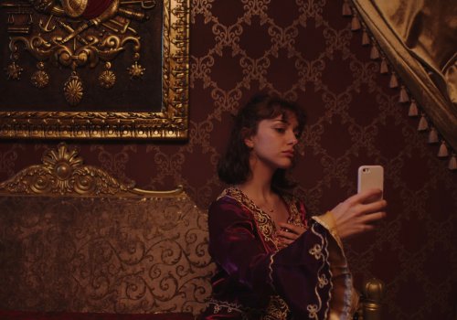 TFFB: Ayna Ayna [Mirror Mirror]