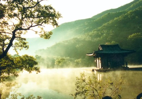 Süd-Korea: Frühling, Sommer, Herbst, Winter ... und Frühling