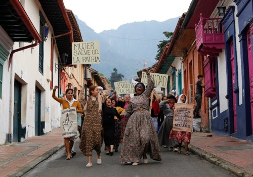 La Sur Real Colombia: Estimados señores